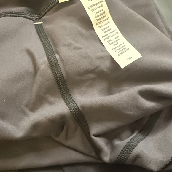 104) Crz Yoga Black Cloud design full length legging - Picture 7 of 7